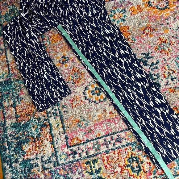 Lilly Pulitzer Navy Capri New School Fish Print Pants - Picture 14 of 14